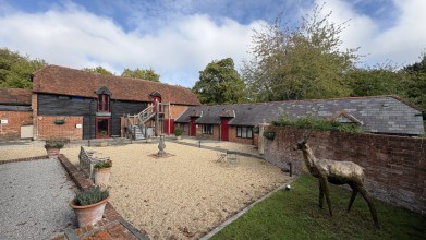 Courtyard setting